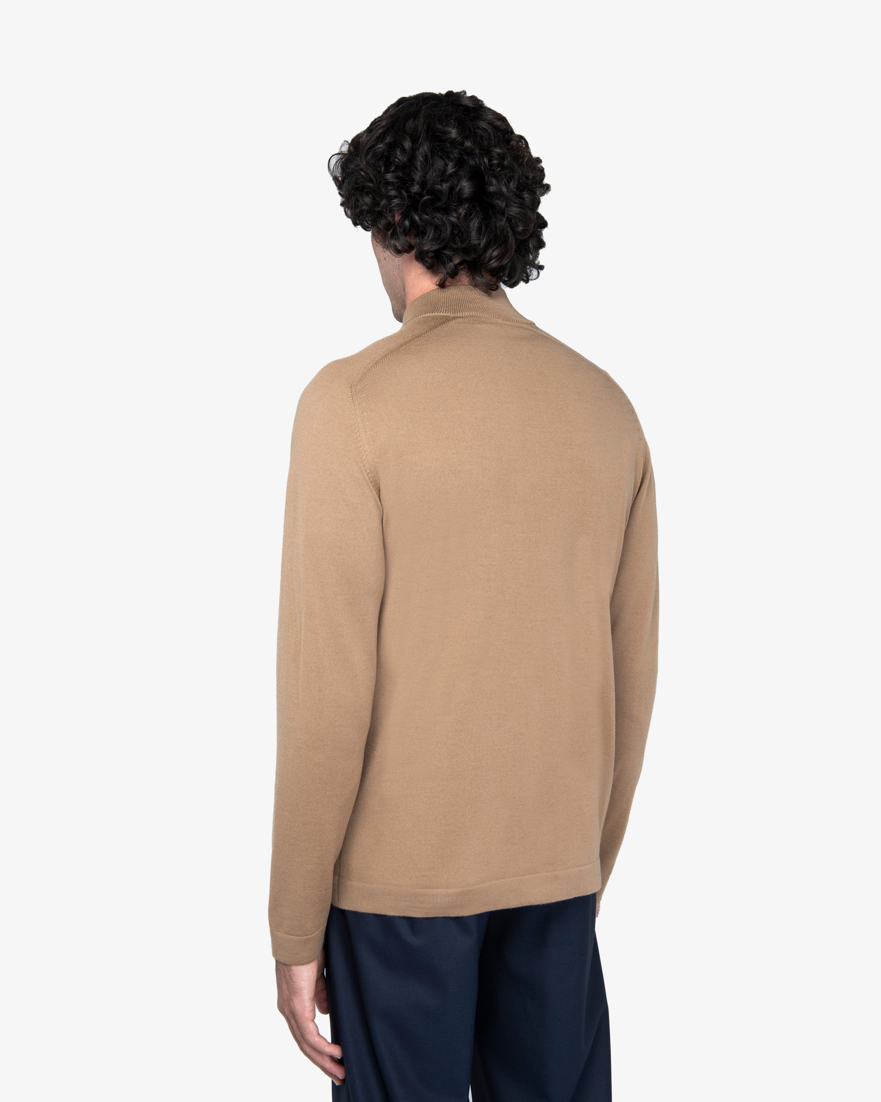 Maglia lupetto con zip in lana cammello