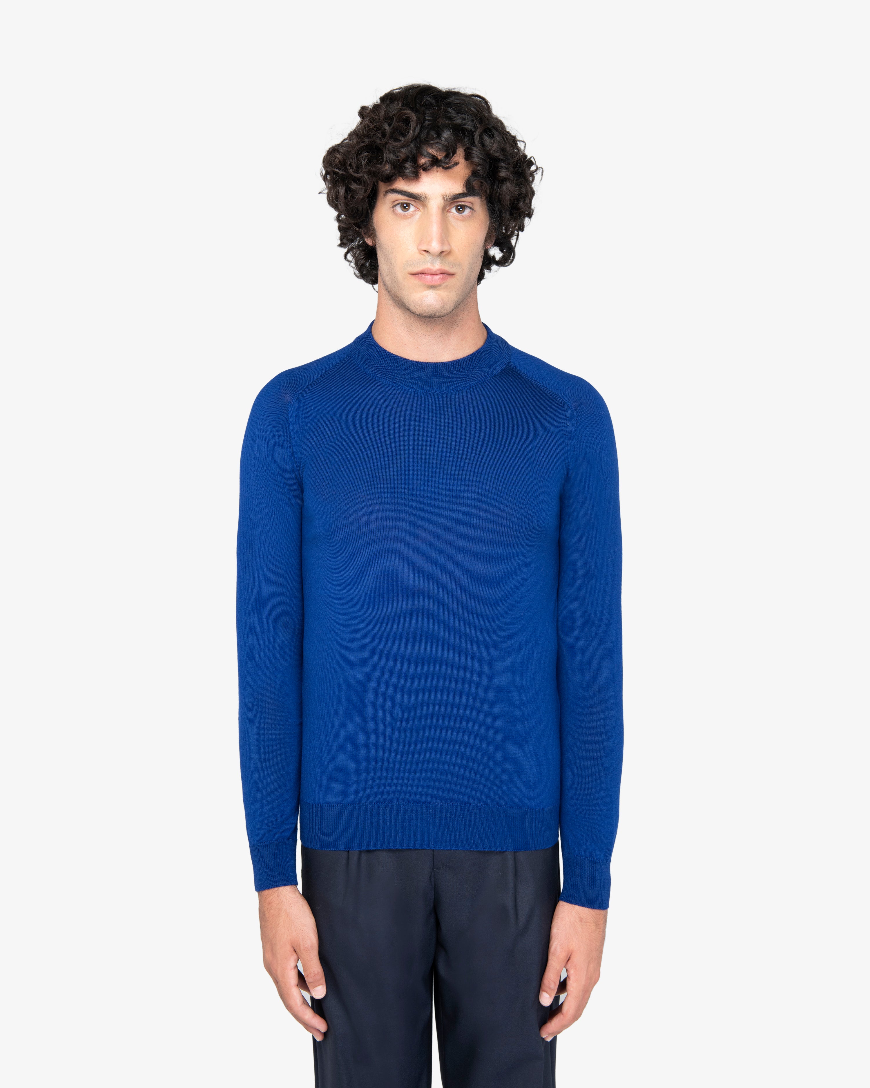 Maglia lupetto in lana royal blu