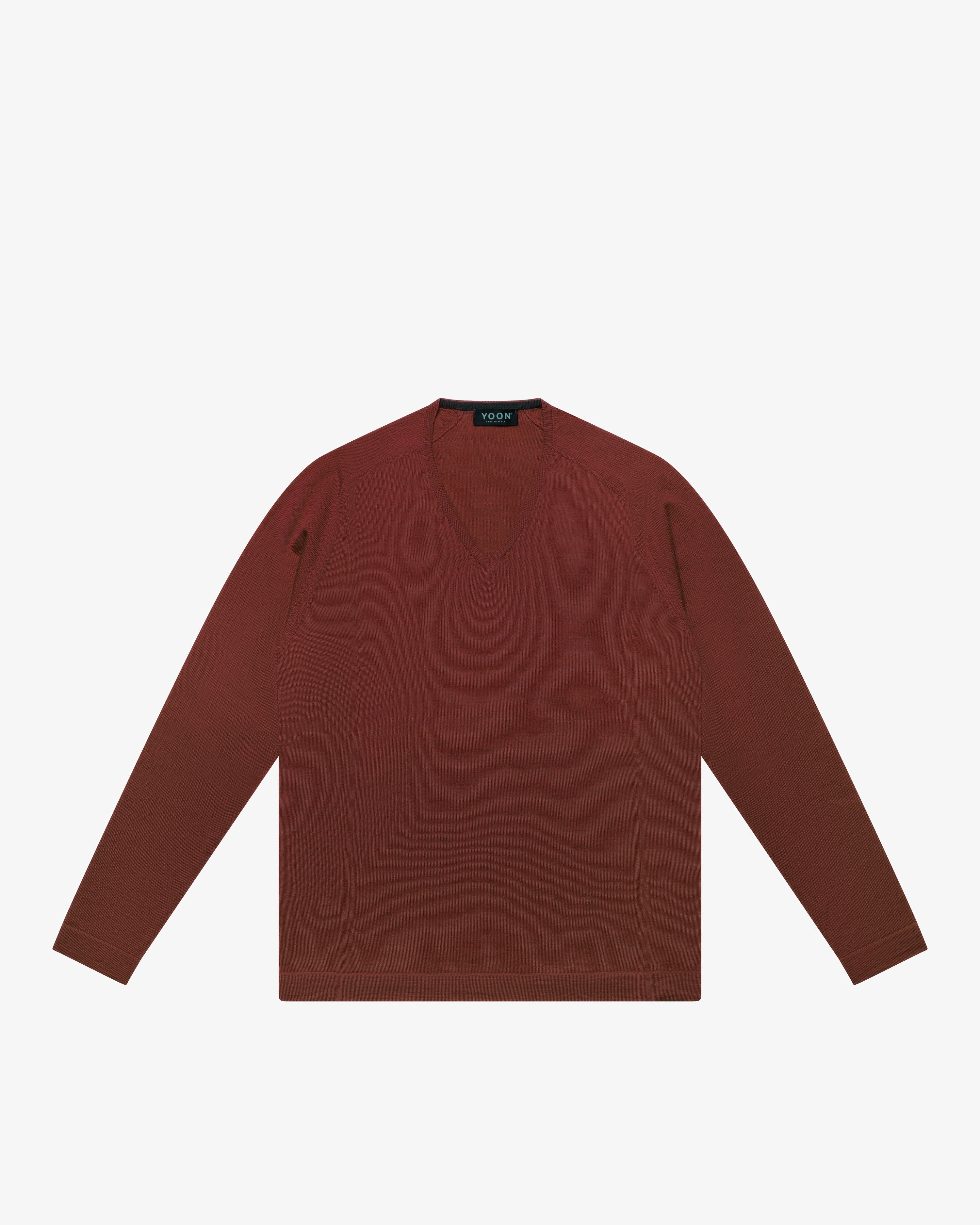 Maglia scollo V rasata mattone slim
