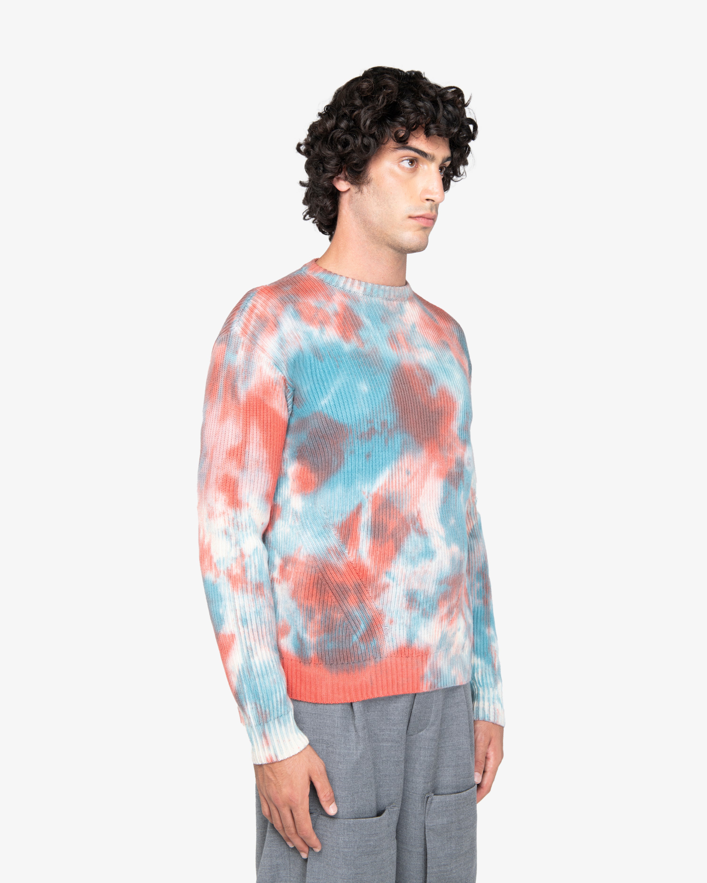 Maglione girocollo a costa inglese con trattamento handmade petrolio