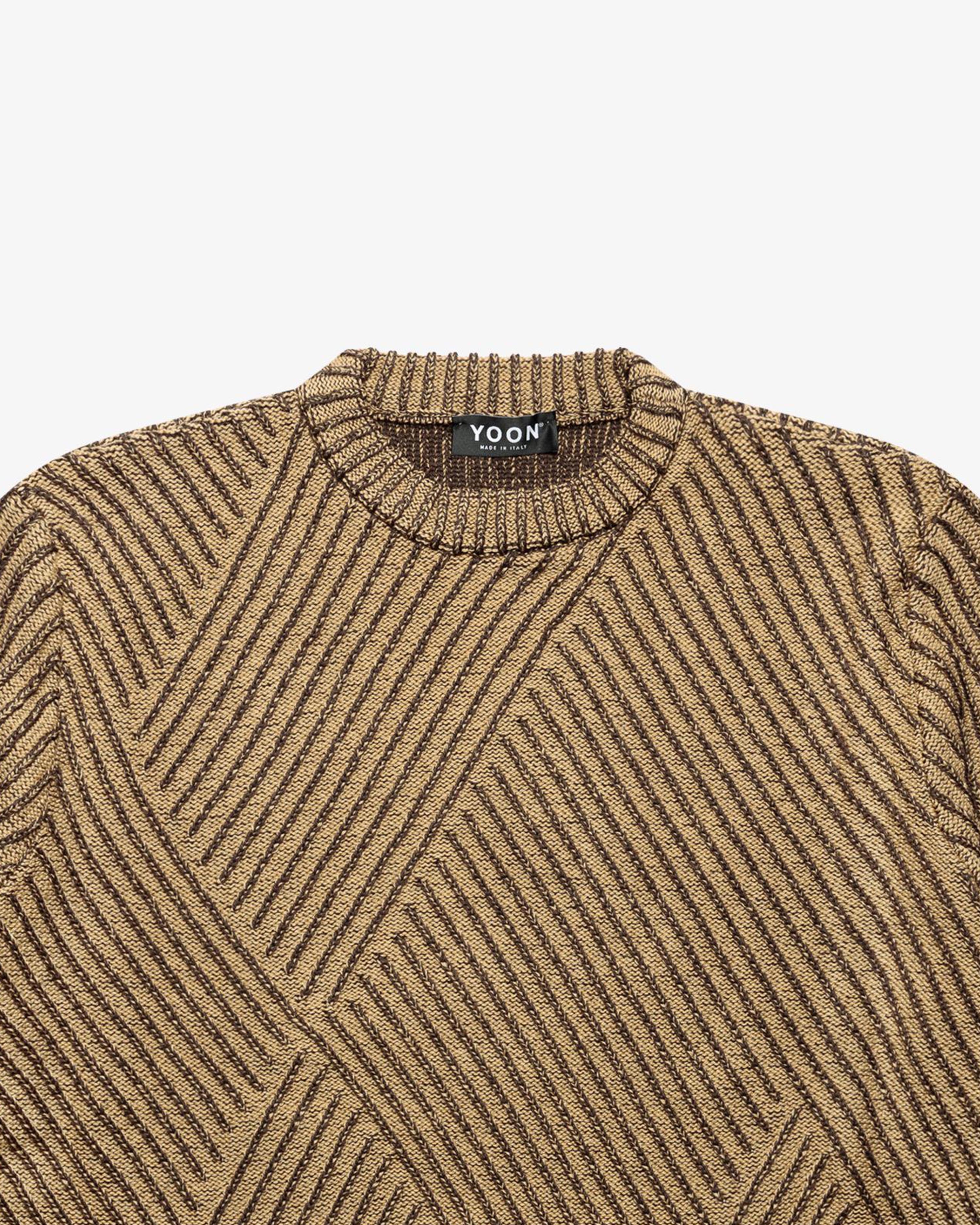 Maglione girocollo a coste vanisè cammello-marrone